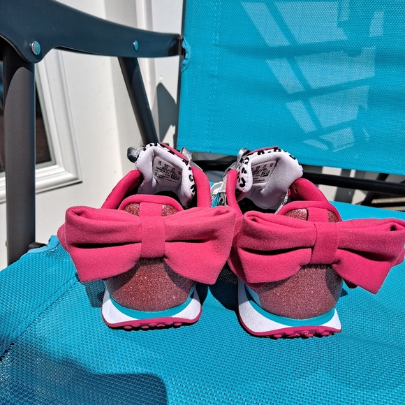 Exclusive PUMA LOL SURPRISE! - Picture 2 of 13